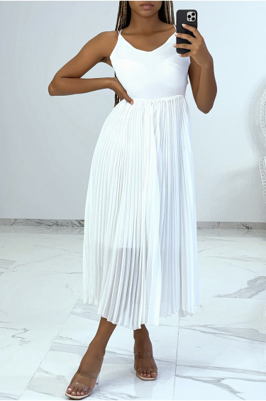 Robe blanche avec jupe plissée style accordéon - 4